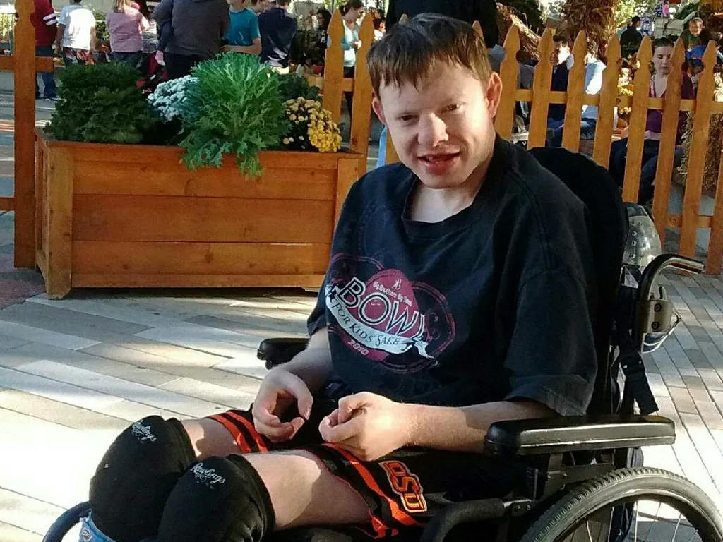 Fretzpark members participating in activities